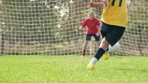 “第十八届黄埔论坛怀化举办：渺渺与体育老师共同探讨引体向上教学议题”