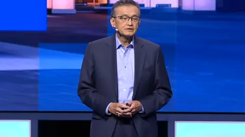 李晟李佳航去年11月传分手，近期合体大片拍摄完毕